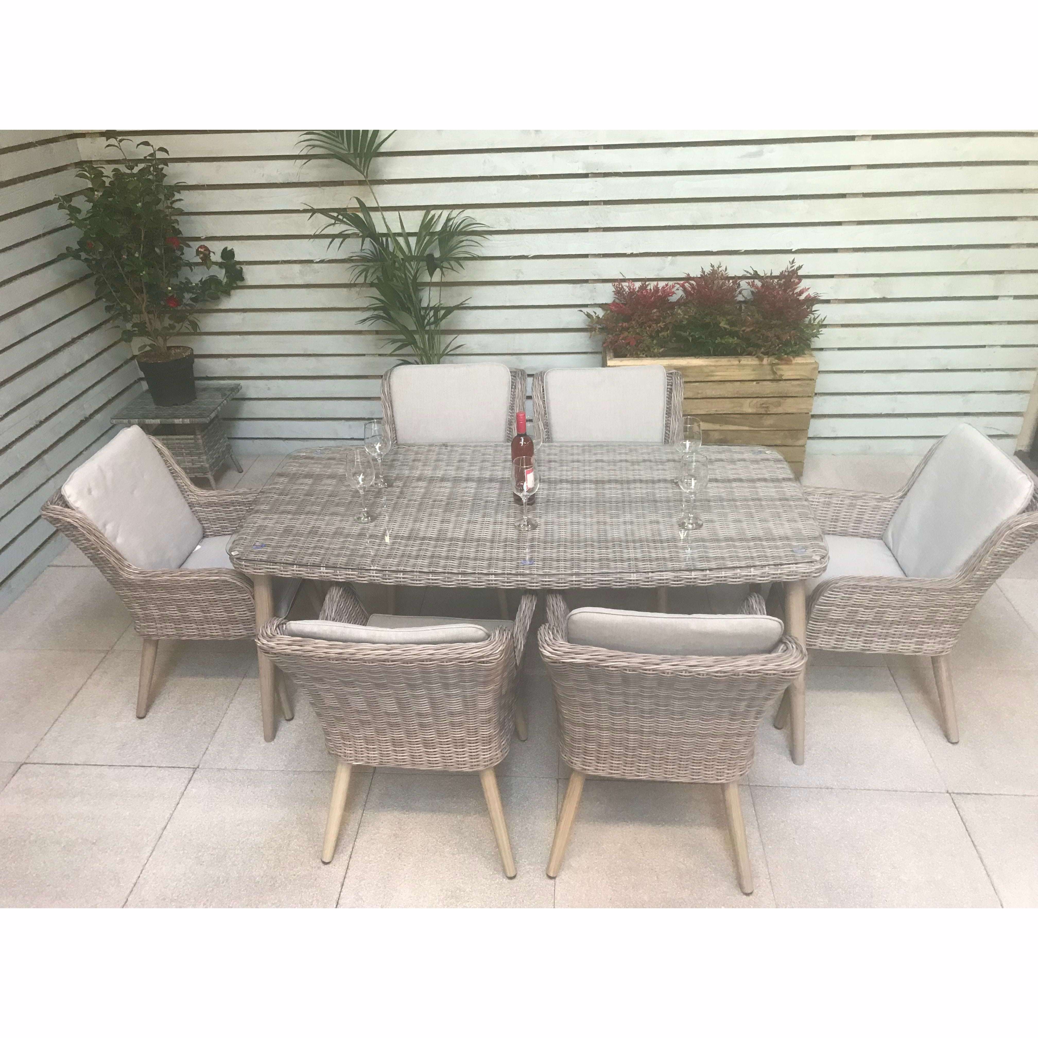 Exceptional Garden:Signature Weave Danielle 6-Seater Dining Set